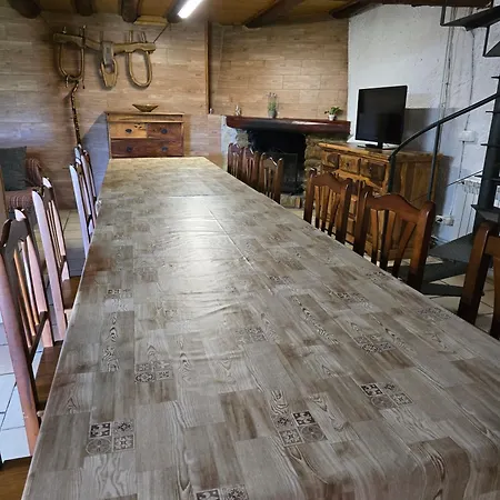 Complex Rural Caubet مزرعة للإقامة *