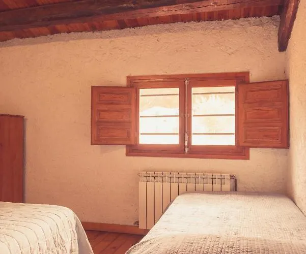 Complex Rural Caubet Фермерский дом Берга