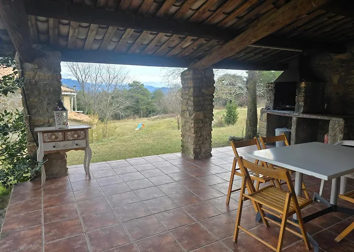 Complex Rural Caubet Фермерский дом